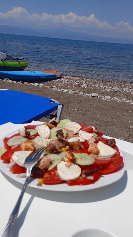 Vikos Beach Apartments Paralia Irion Esterno foto