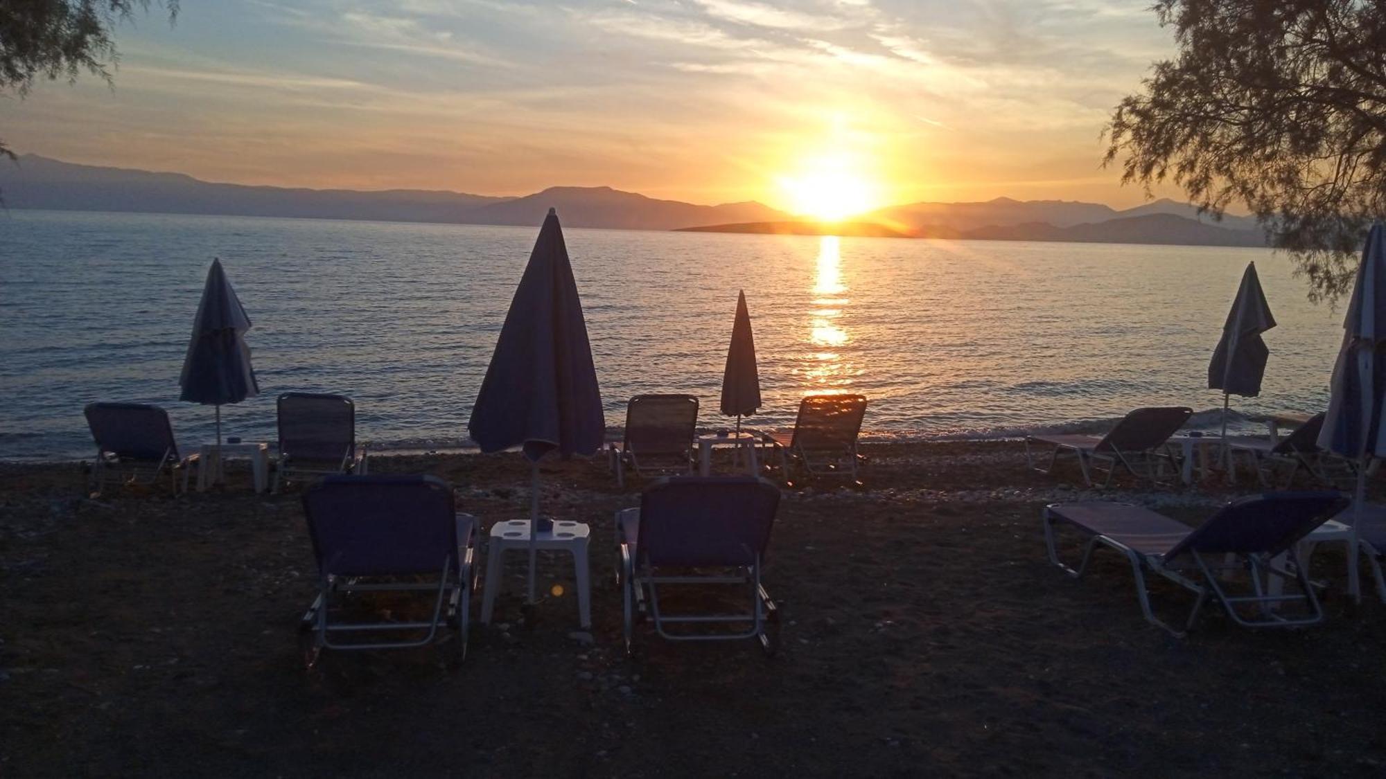 Vikos Beach Apartments Paralia Irion Esterno foto